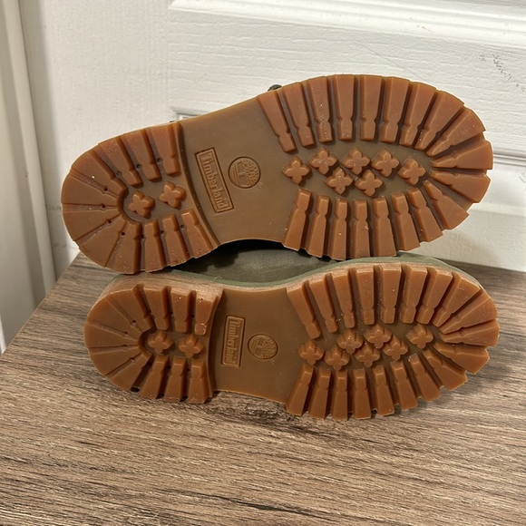 TIMBERLAND KIDS MILIT GREEN BOOTS IN SIZE 10 - Picture 6 of 9